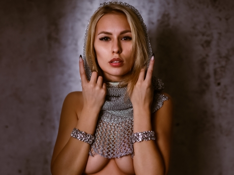 Caroline 2