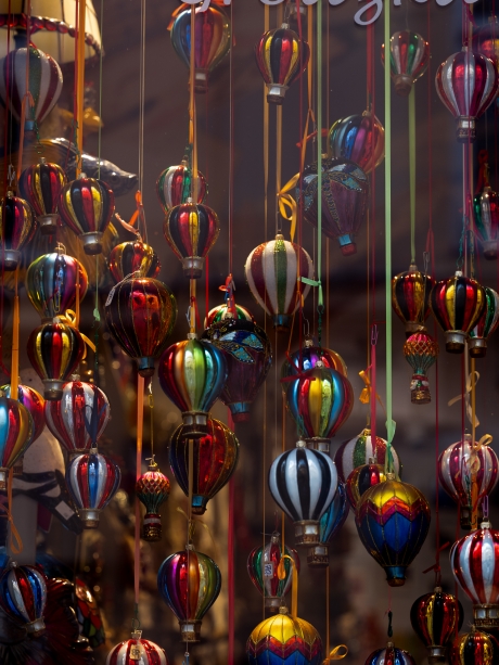 Gordon Bennett's christmas balls.
