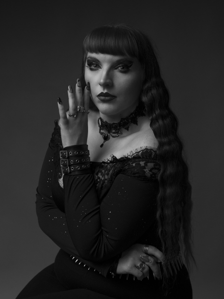 Some gothic girl